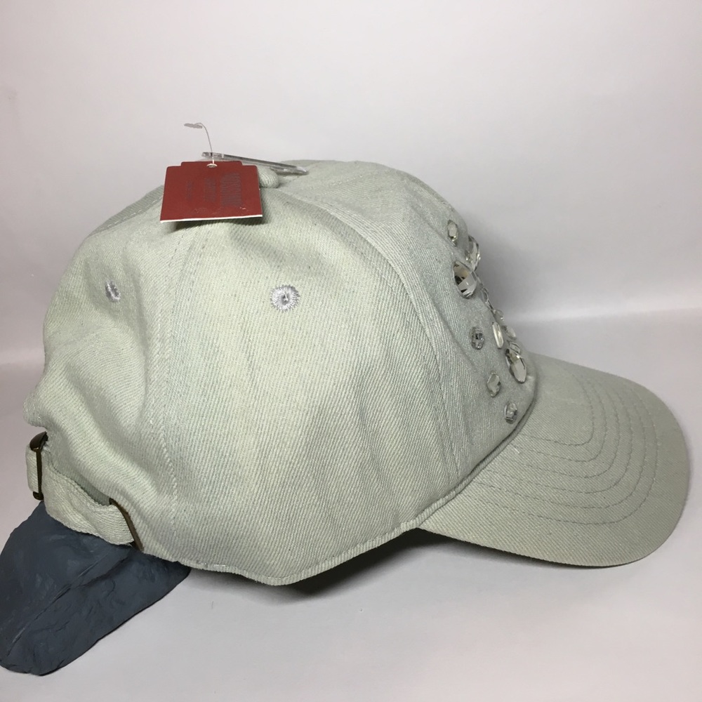 cap - Picture 1 of 5